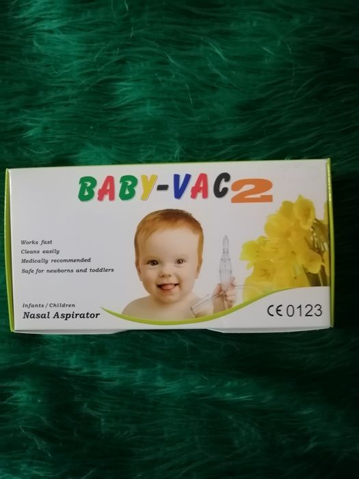 Аспиратор за нос за бебе