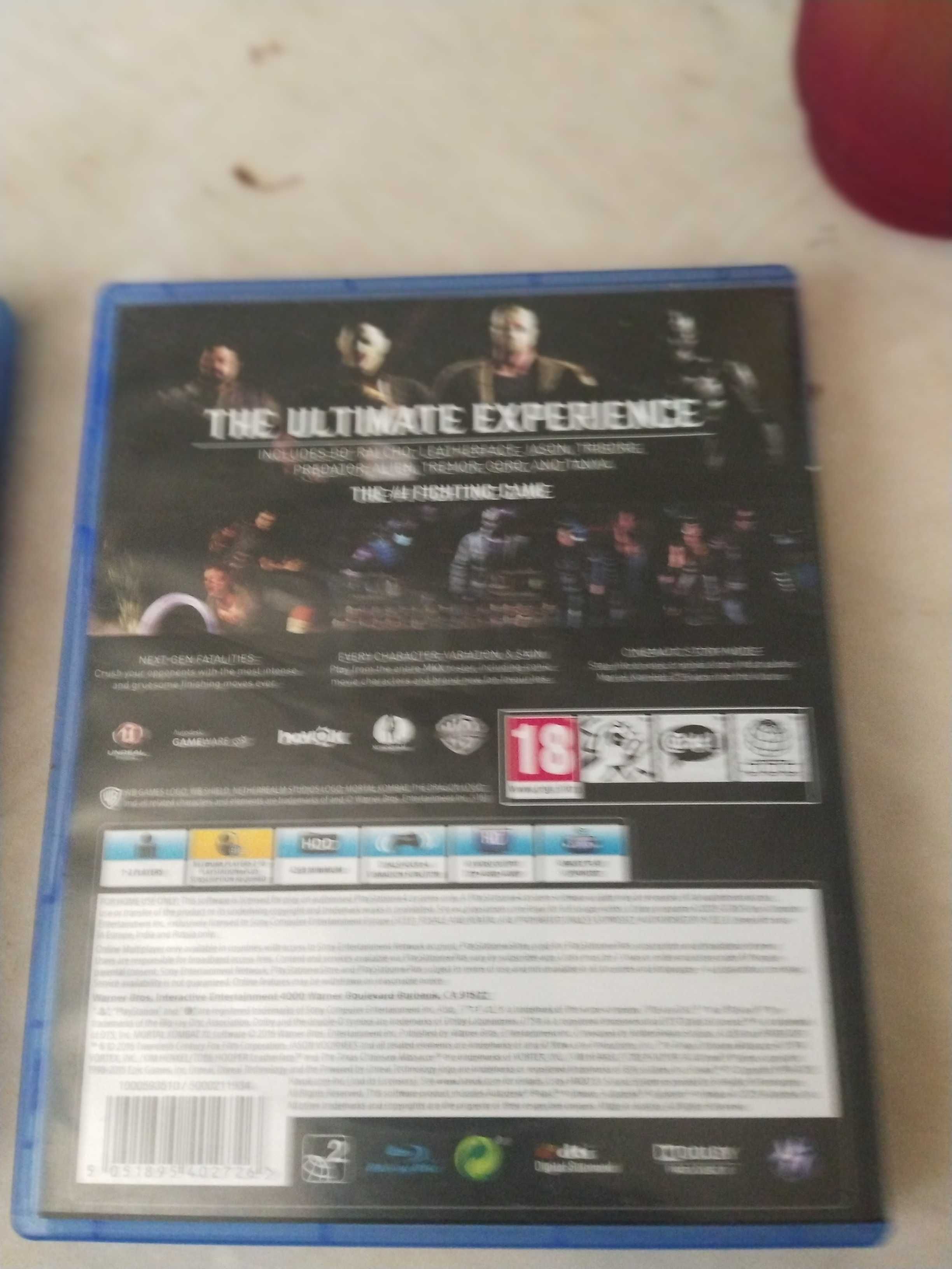 Продавам оригинален джойстик за playstation4 и мортал Комбат 10 л