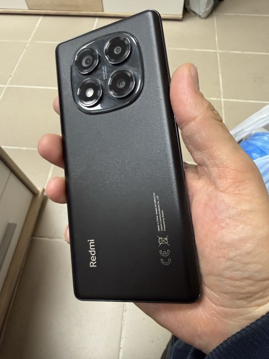 Xiaomi Redmi Note 14 Pro 8+4/256gb - на 6 месеца, без забележка