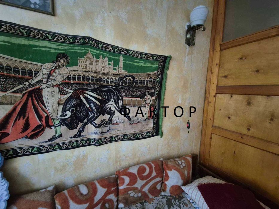 Продава се Двустаен апартамент в Пловдив, Христо Смирненски - 70 кв.м за 1043 €/кв.м - Снимка #1