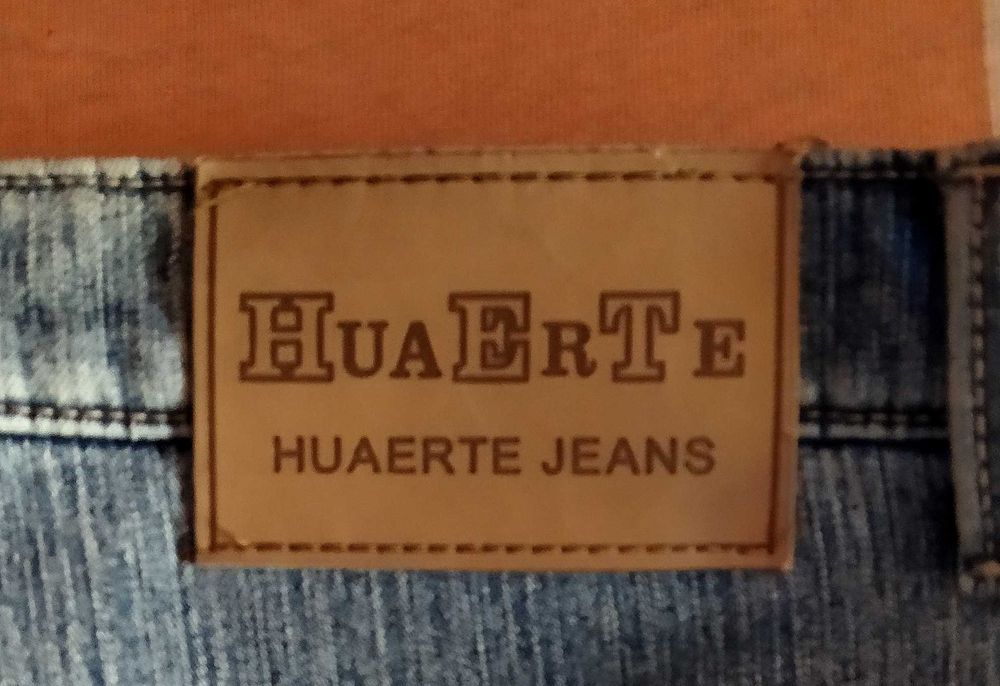 Blugi HUAERTE de damă ( groși-de iarna) cu model croșetat