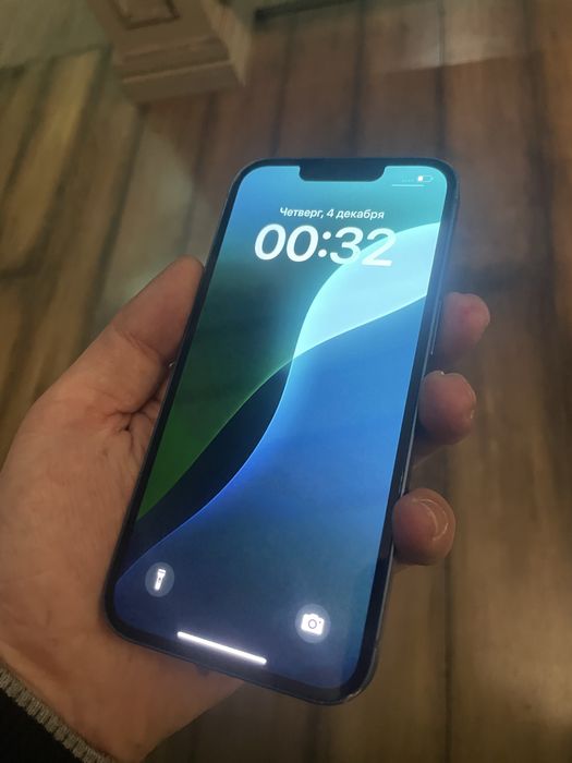 Продается айфон 13 128гб