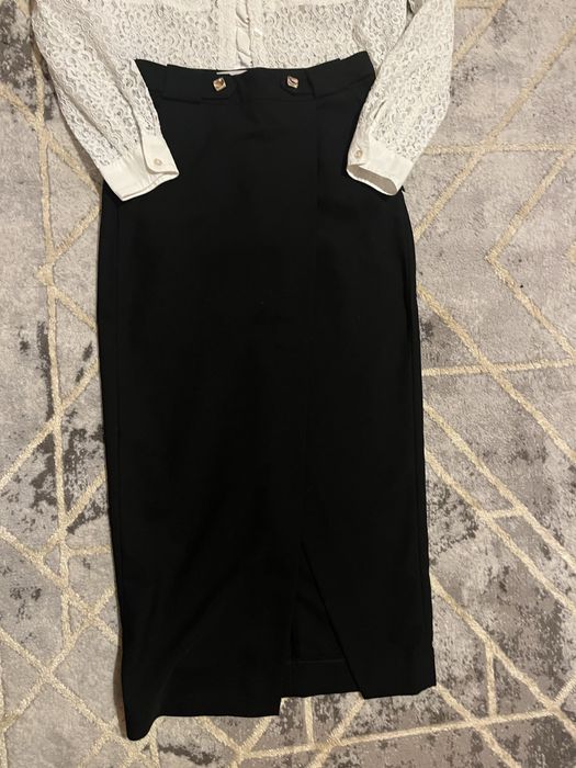 Пола BA&SH и риза Claudi Pierlot