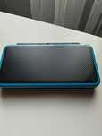 Продавам New Nintendo 2DS XL