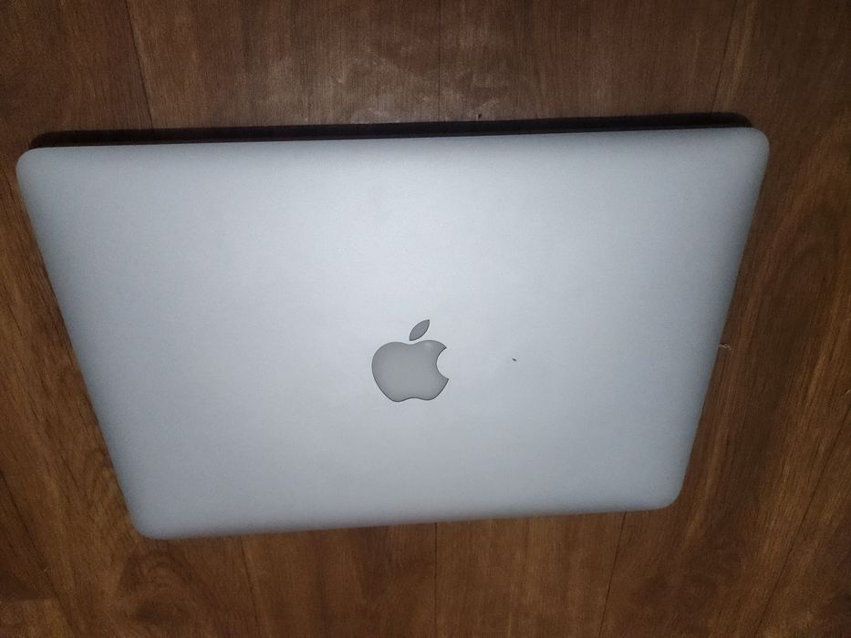 Macbook pro13. Full kompakt.