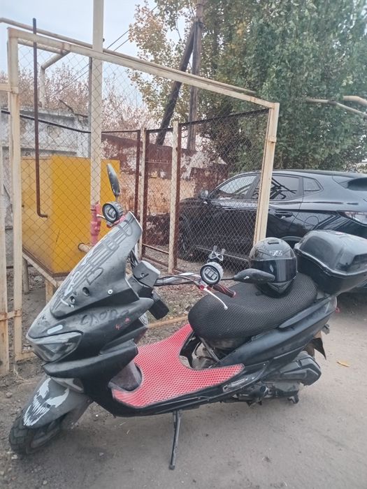 Скутер Махси 2024г