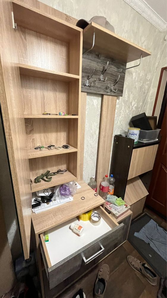 Срочно продам прихожую