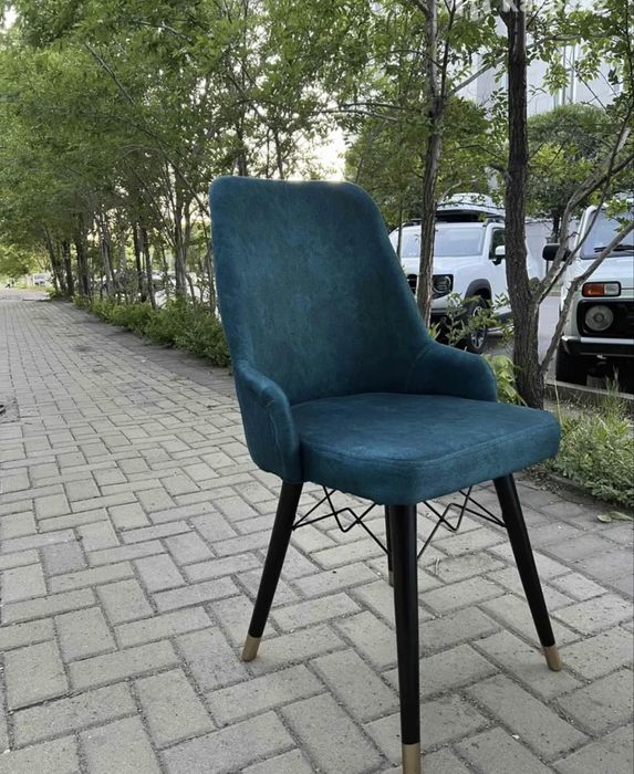 Продается Стул бирюзовый