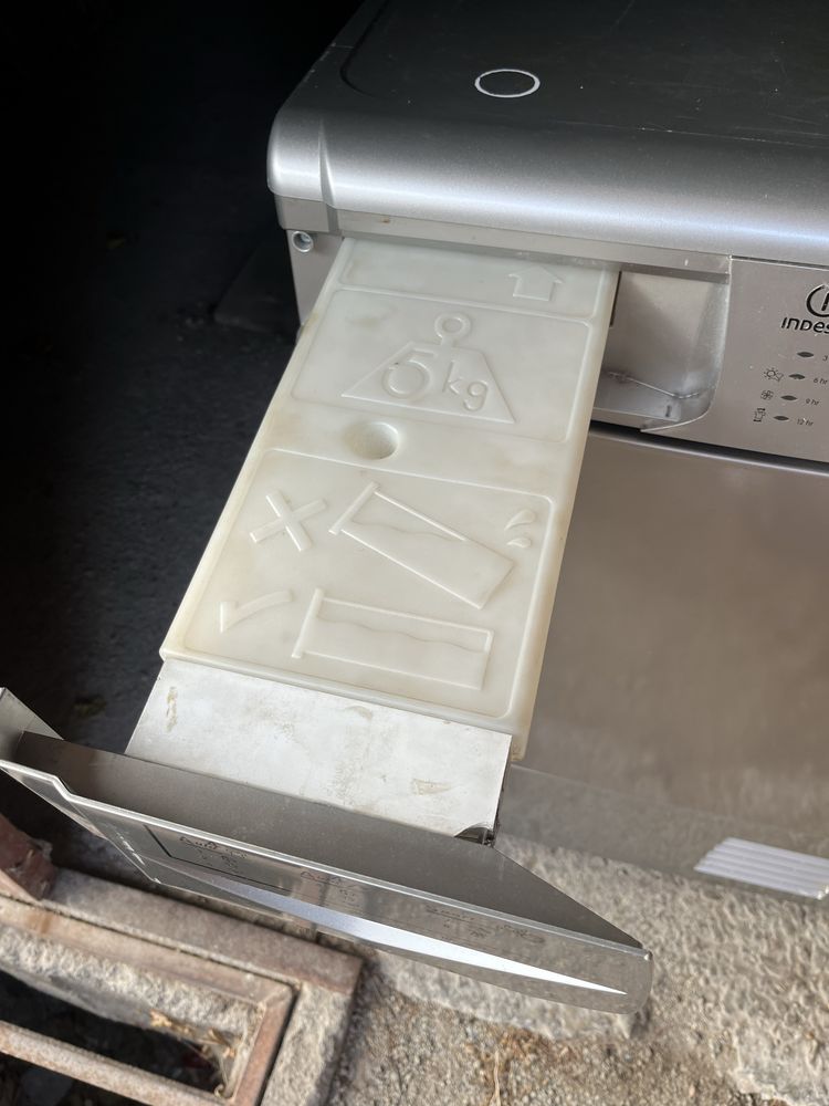 Сушилня indesit isl-70c