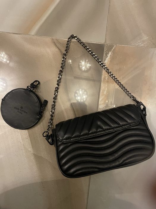 Louis Vuitton черна чанта