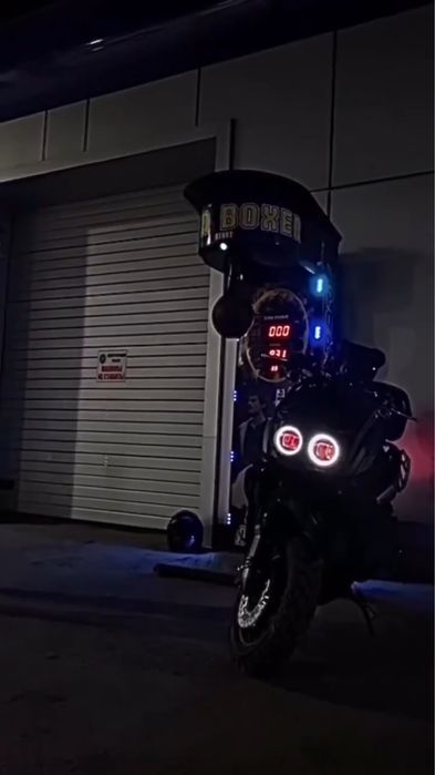 Зеленый танк Bass moto