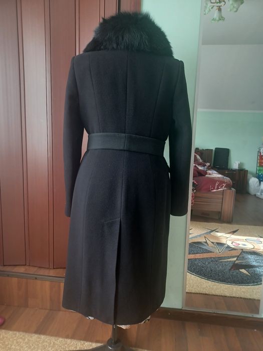 Palton negru,marimea 44-46