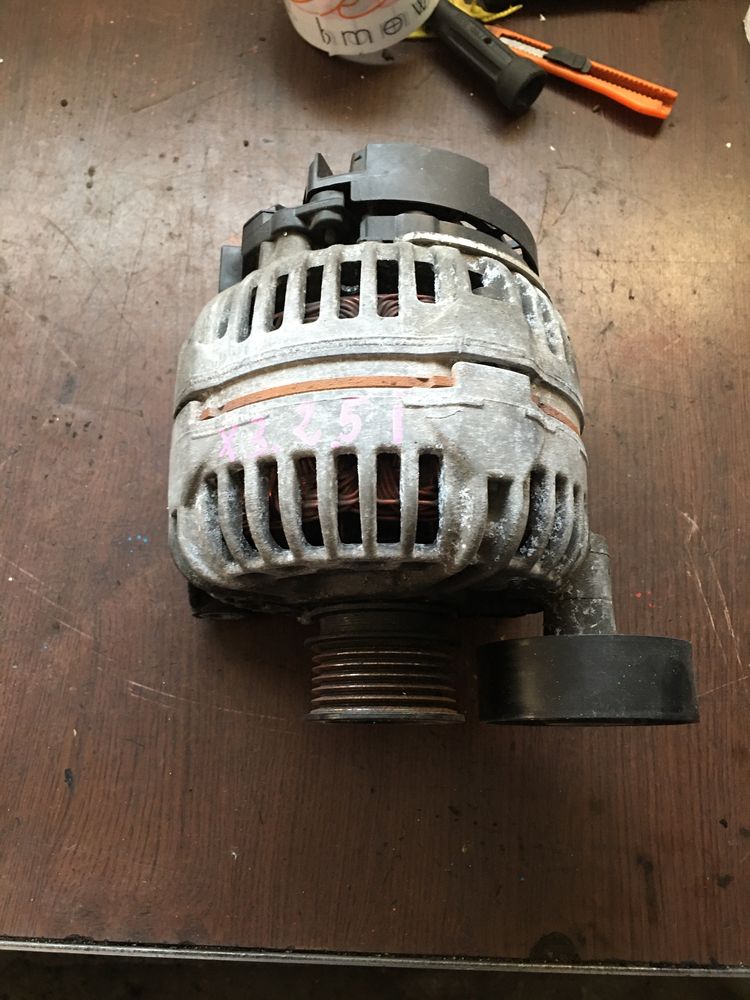 Alternator bmw x3 e83 motor 2.5 benzina an 2005