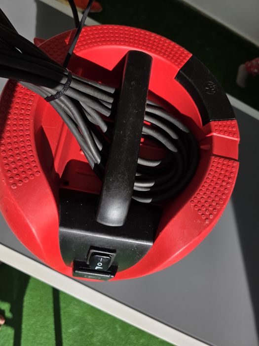 Aspirator milwaukee AS 2-250 ELCP CU BĂTAIE