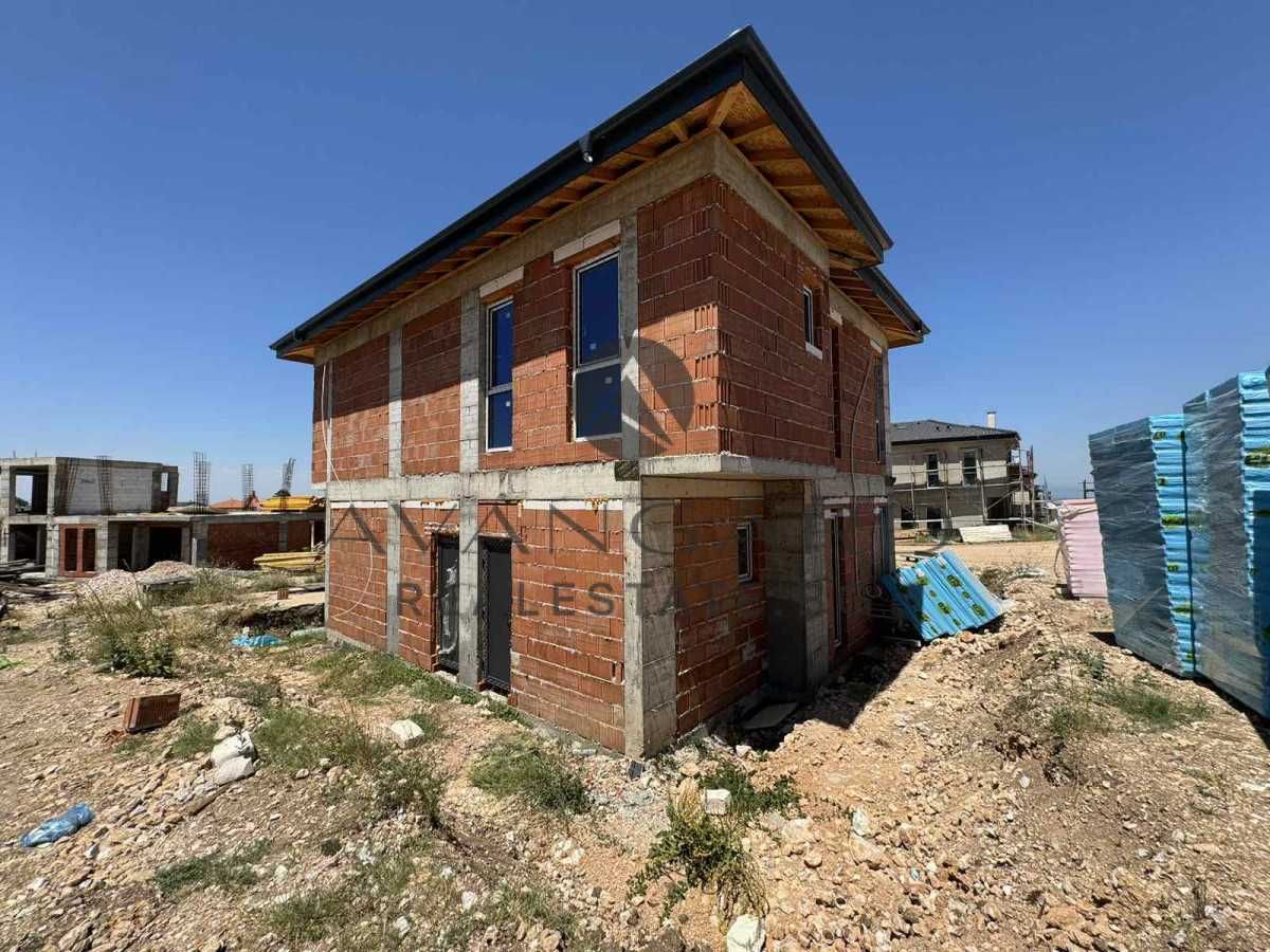 Продава се Къща в с. Марково, Област Пловдив - 189 кв.м за 1085 €/кв.м - Снимка #4