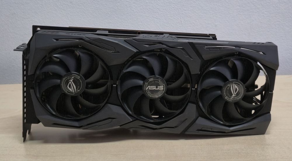 ASUS ROG Strix Radeon RX 5700XT OC 8GB GDDR6 256bit