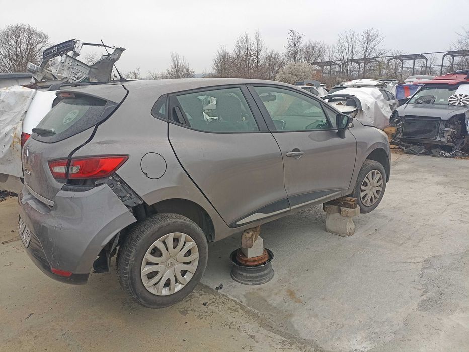 Рено Клио 4 / Renault Clio 4 - на части