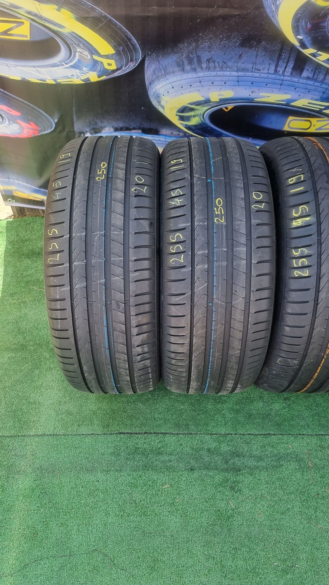 255.45.19 pirelli