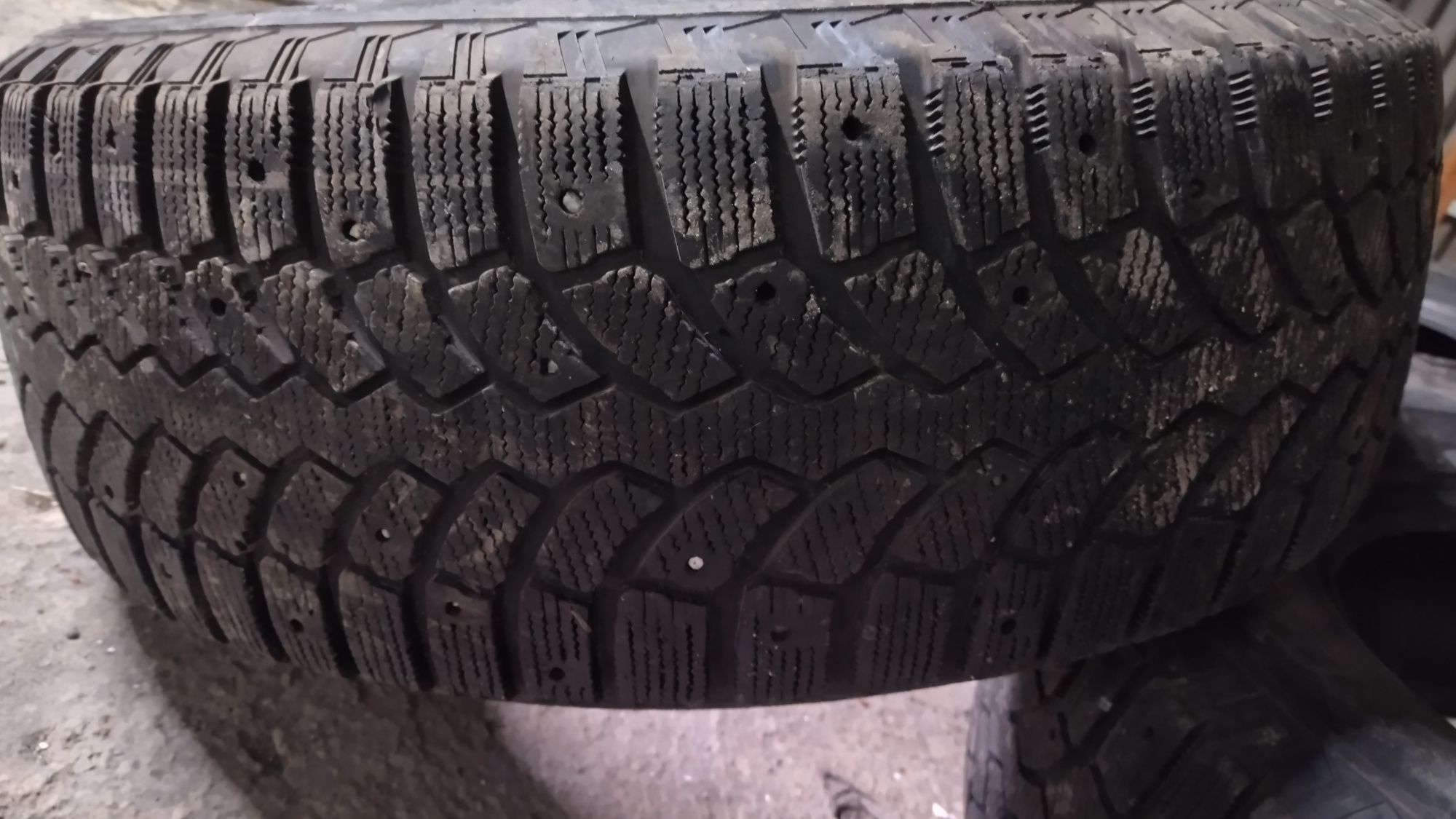 Продам резину Bridgestone