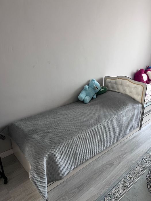 Кровать бір адамдық