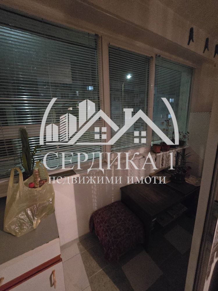 Дава се под наем Тристаен апартамент в Елин Пелин - 82 кв.м за 408 € - Снимка #8