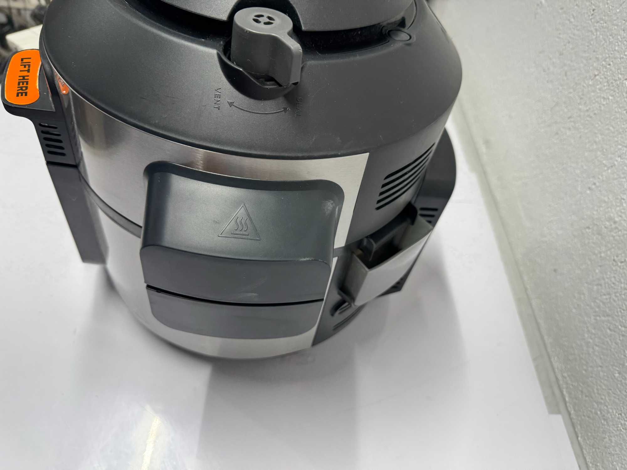 Мултикукър - Ninja Foodi 11-in-1 / 6L / OL550UK