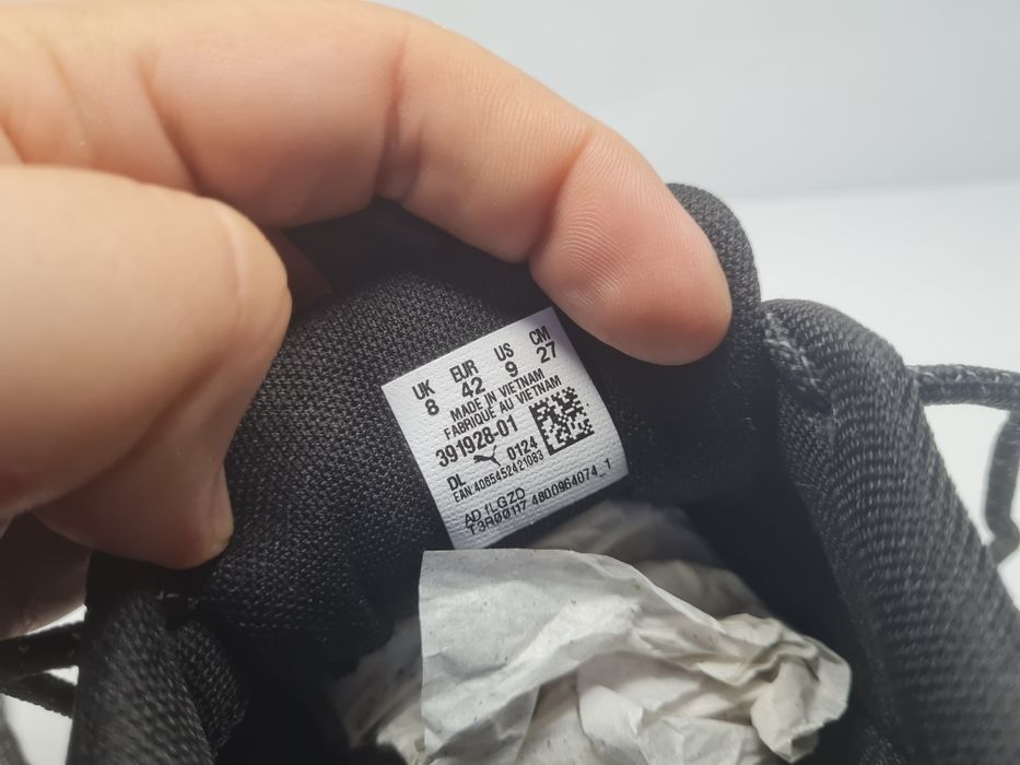 Маратонки Puma RS-X Triple Black

Чисто нови с кутия.

Номер 42 стелка