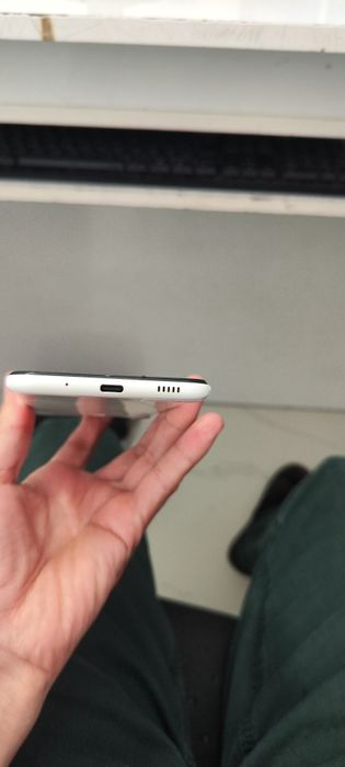 Samsung A11.  Judayam arxon