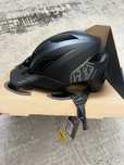 Каска за колоездене Troy Lee Designs MIPS Xs/S 53-56см НОВА