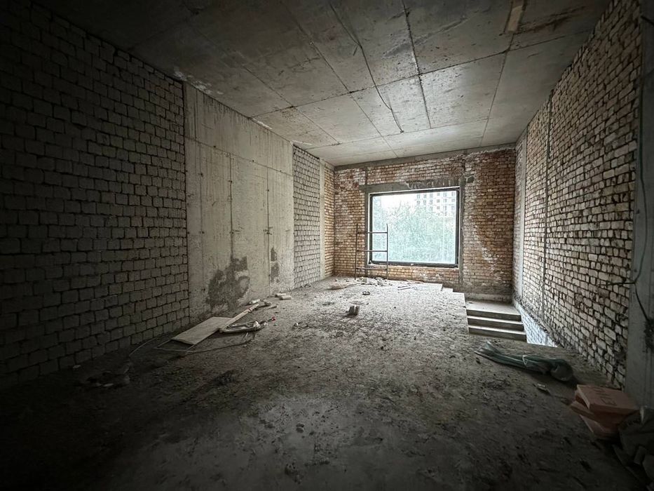 Нежилое помещение в ЖК Мухташам на Алайском 271квм