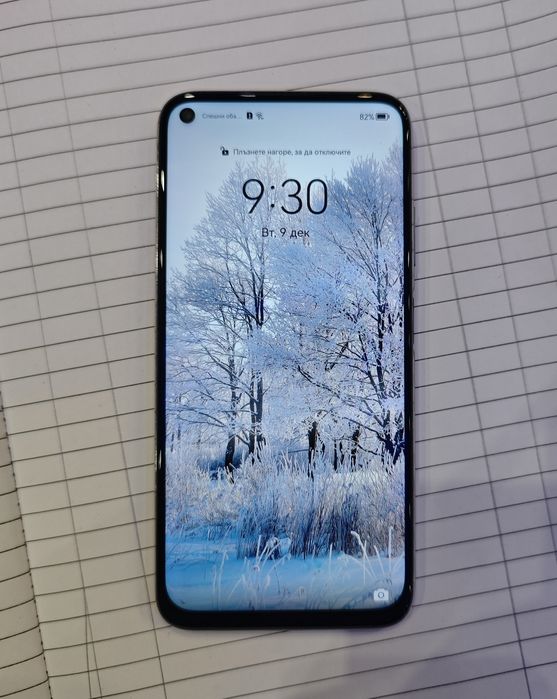 Смартфон Huawei P40 Lite