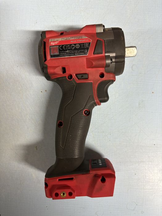 Milwaukee M18 гайковерт