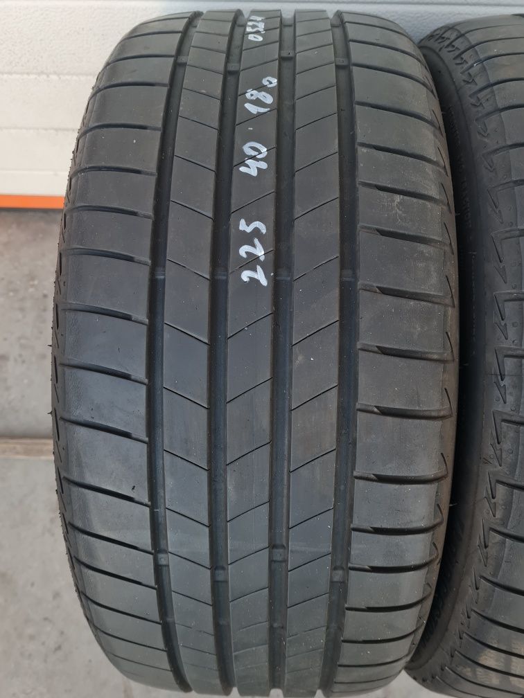 Летни гуми 2 броя BRIDGESTONE Turanza T005 225 40 R18 дот 0524