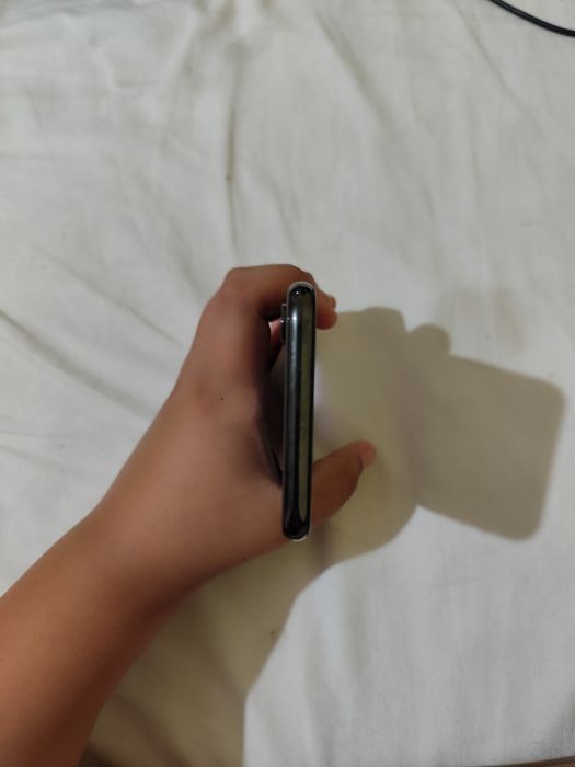Iphone X 64gb  с подарък калъф