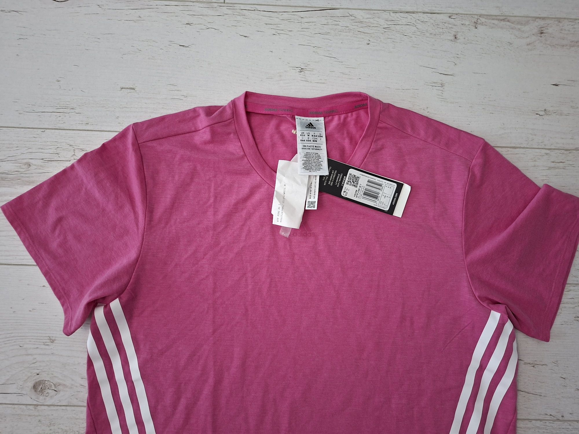 Adidas-Ориг.дамска тениска Нова!!!