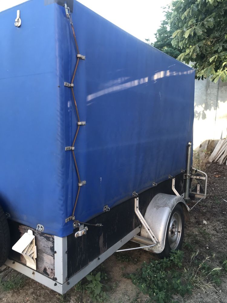 Vand doua remorci auto