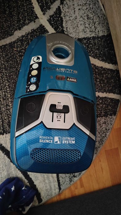 Aspirator cu sac Rowenta Silence Force Compact 4A 750W