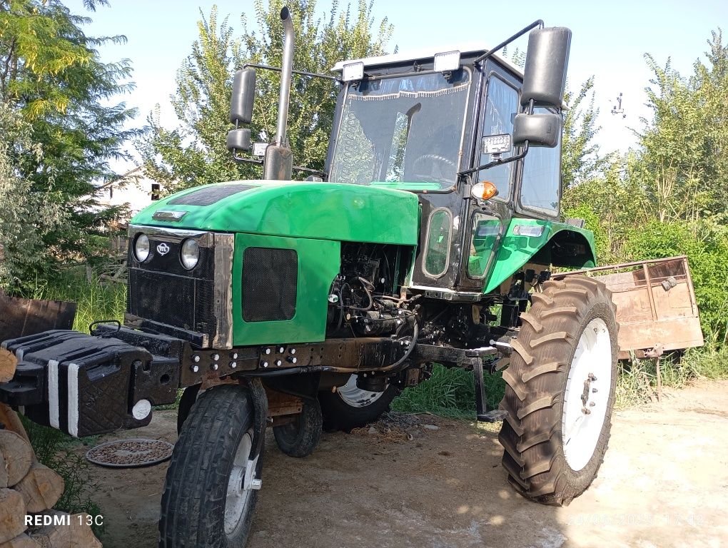 Traktor TTZ sotiladi