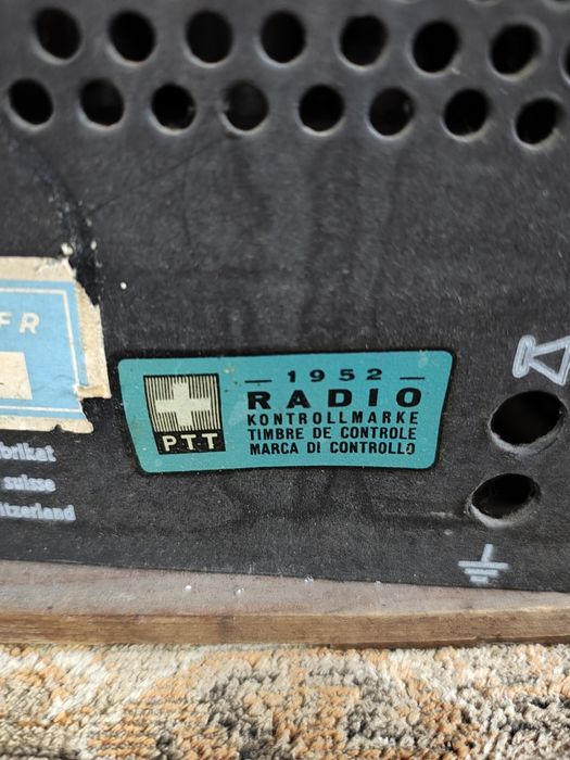 Radio pikap  antik