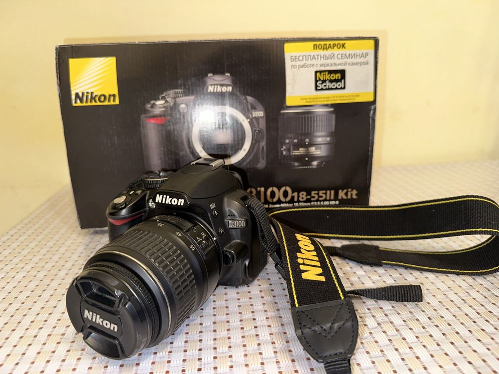 Nikon D3100 Зеркальный фотоаппарат в идеальном состоянии