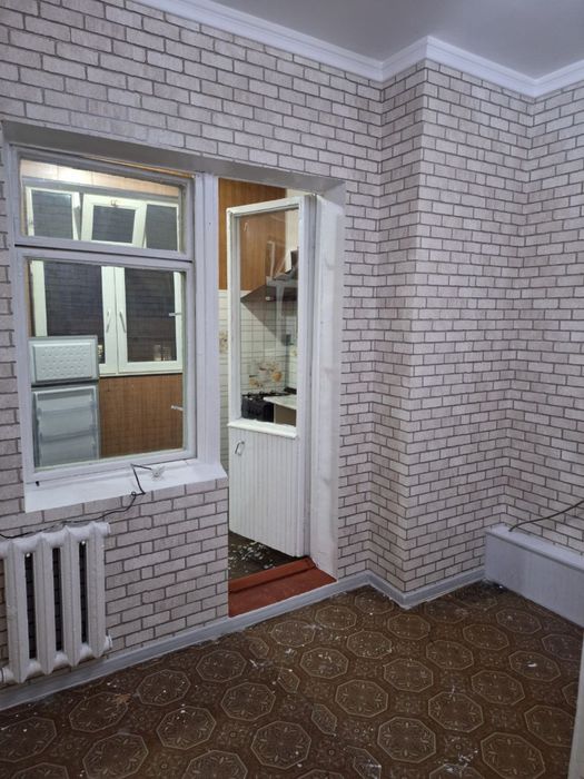 Продаётся 1- комнатная квартира улучшенная планировка.