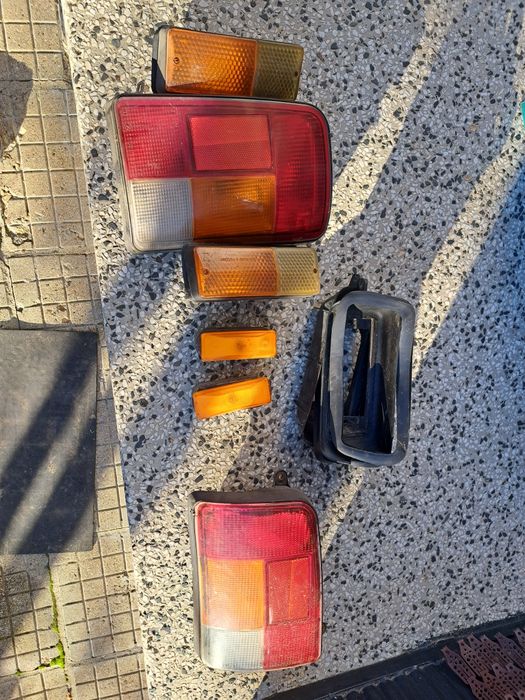 Стопове, фарове, надфарници и мигачи за лада нива