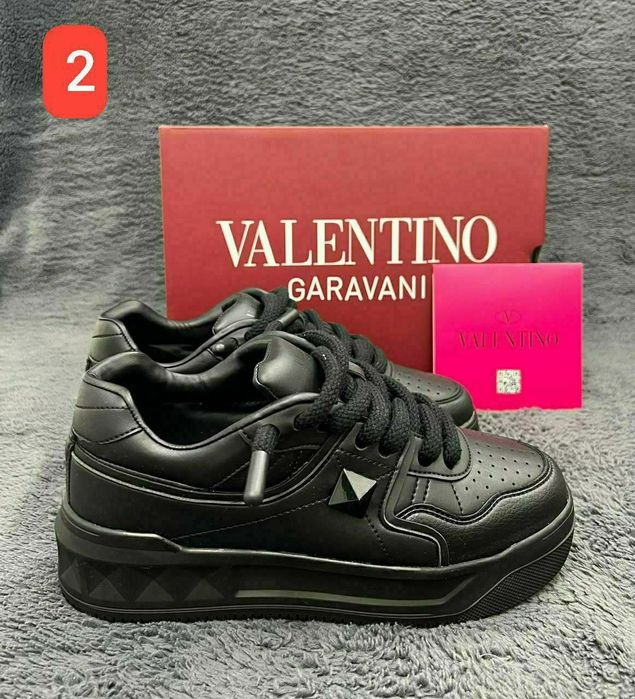 Adidasi unisex Valentino