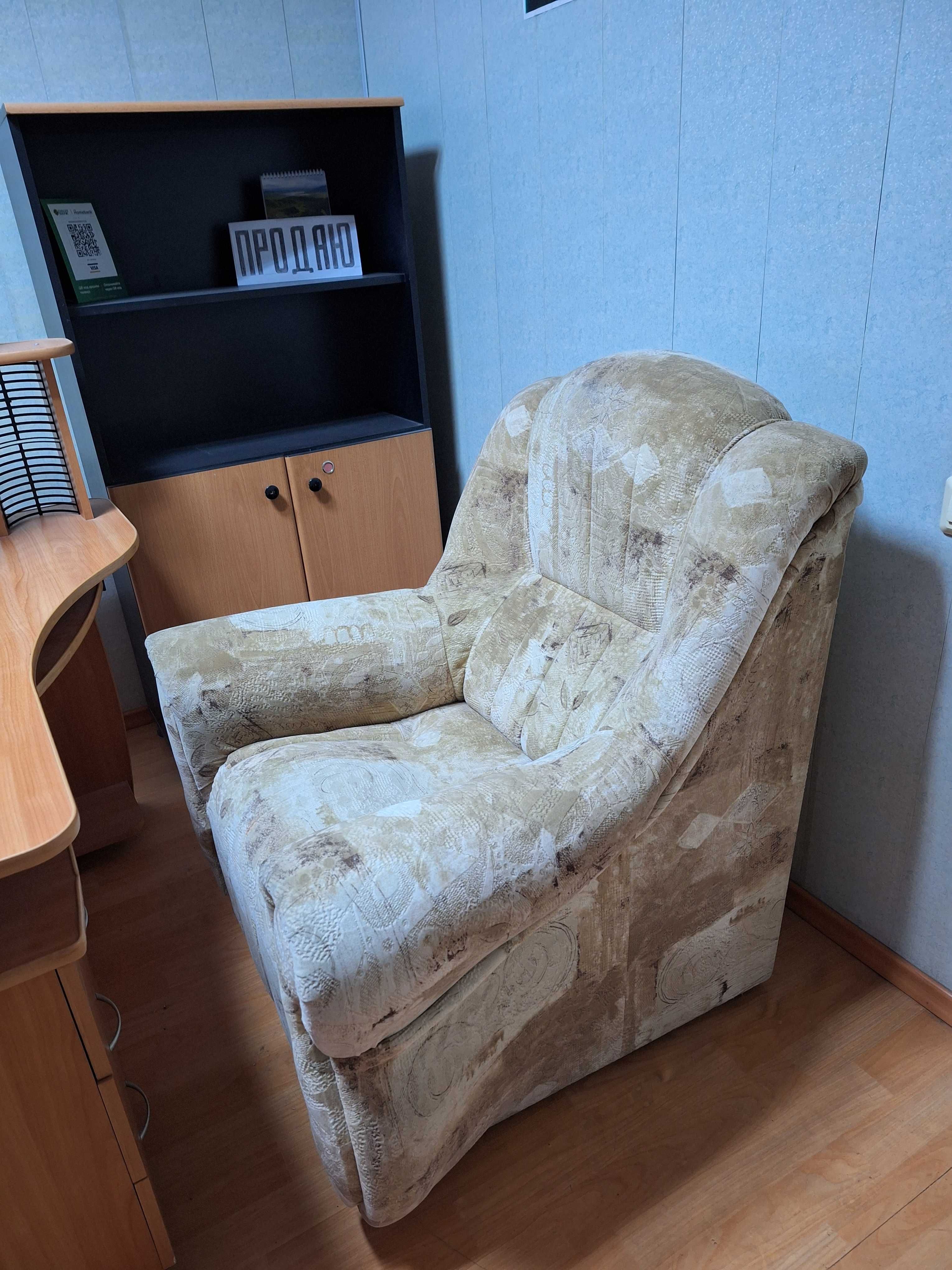 стол компьютерный