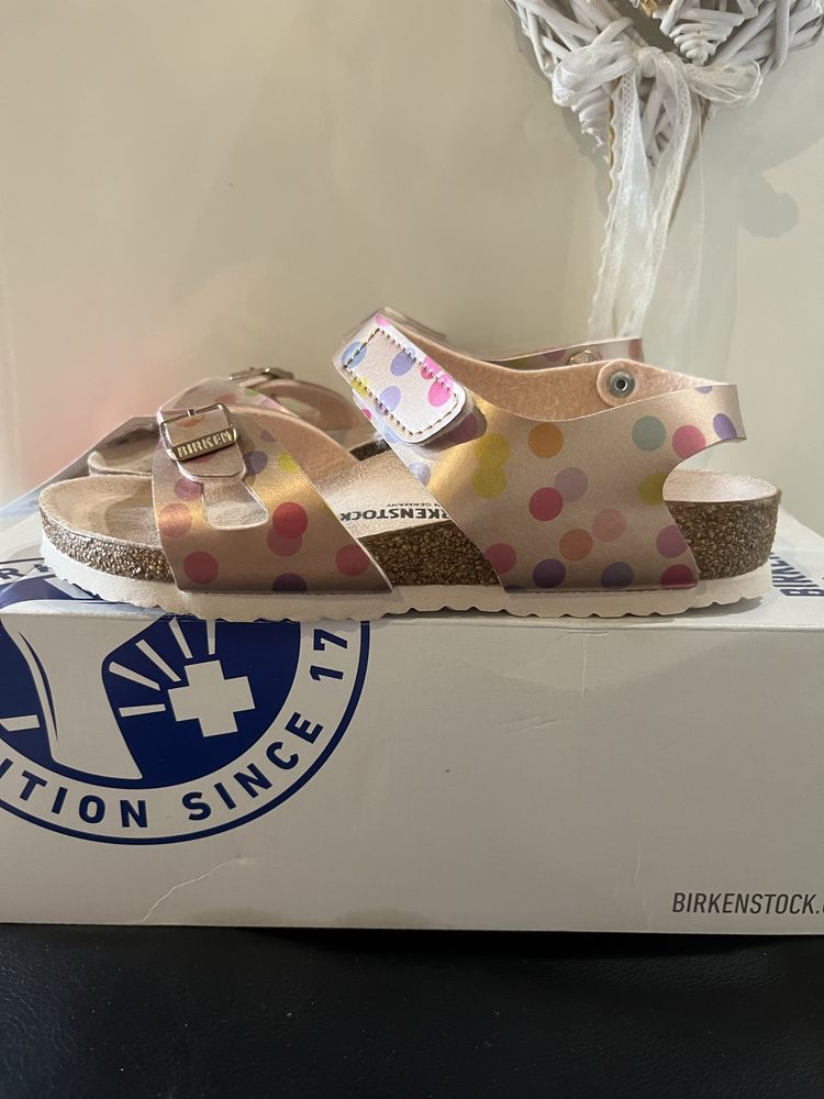 Детски сандалки Birkenstock номер 35