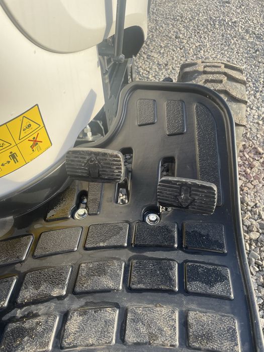 Tractor Bobcat  4x4 Nou