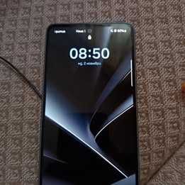 Отлично състояние със кутия калъф и протектор без зарядно