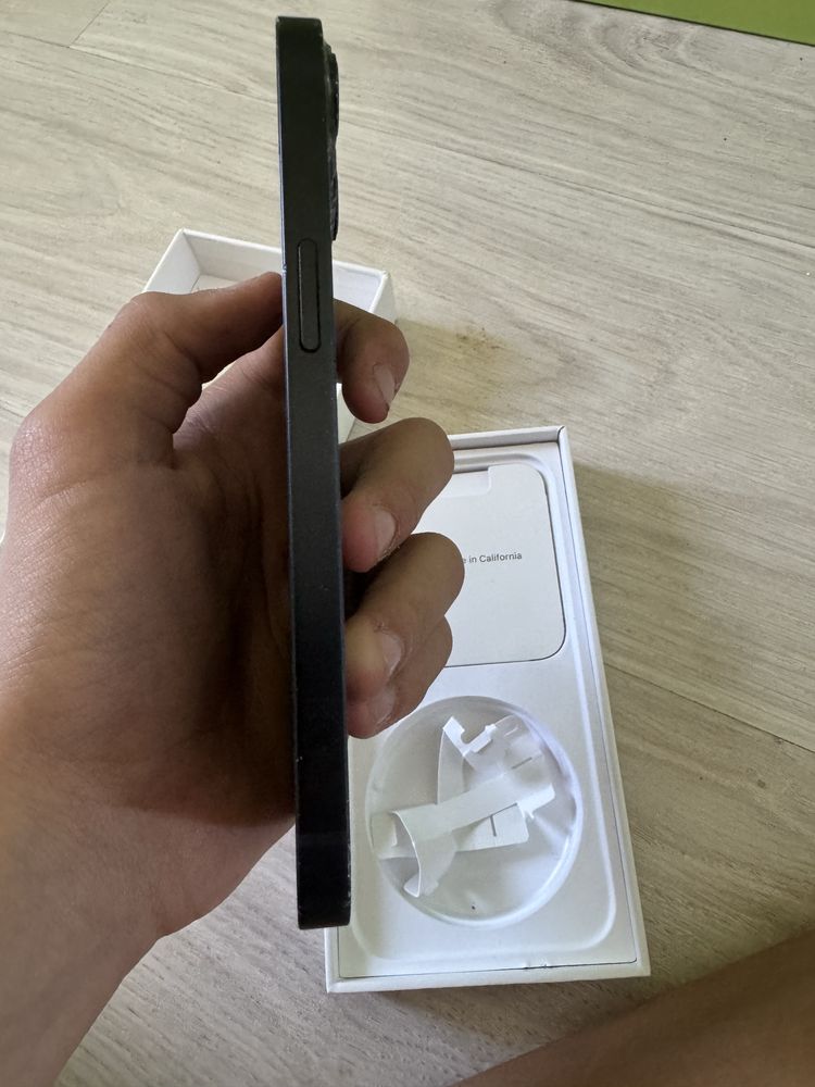 IPhone 13 icloud 128gb