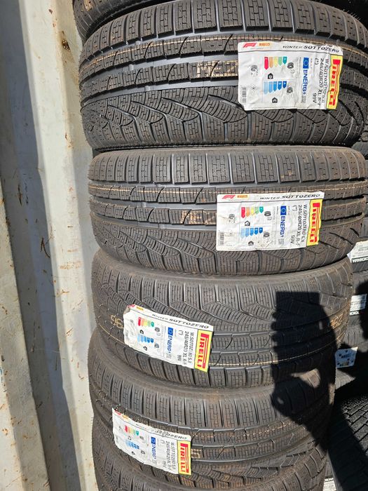 Anvelope iarna noi Pirelli Winter SottoZero 2 Runflat * 245 40 20 XL