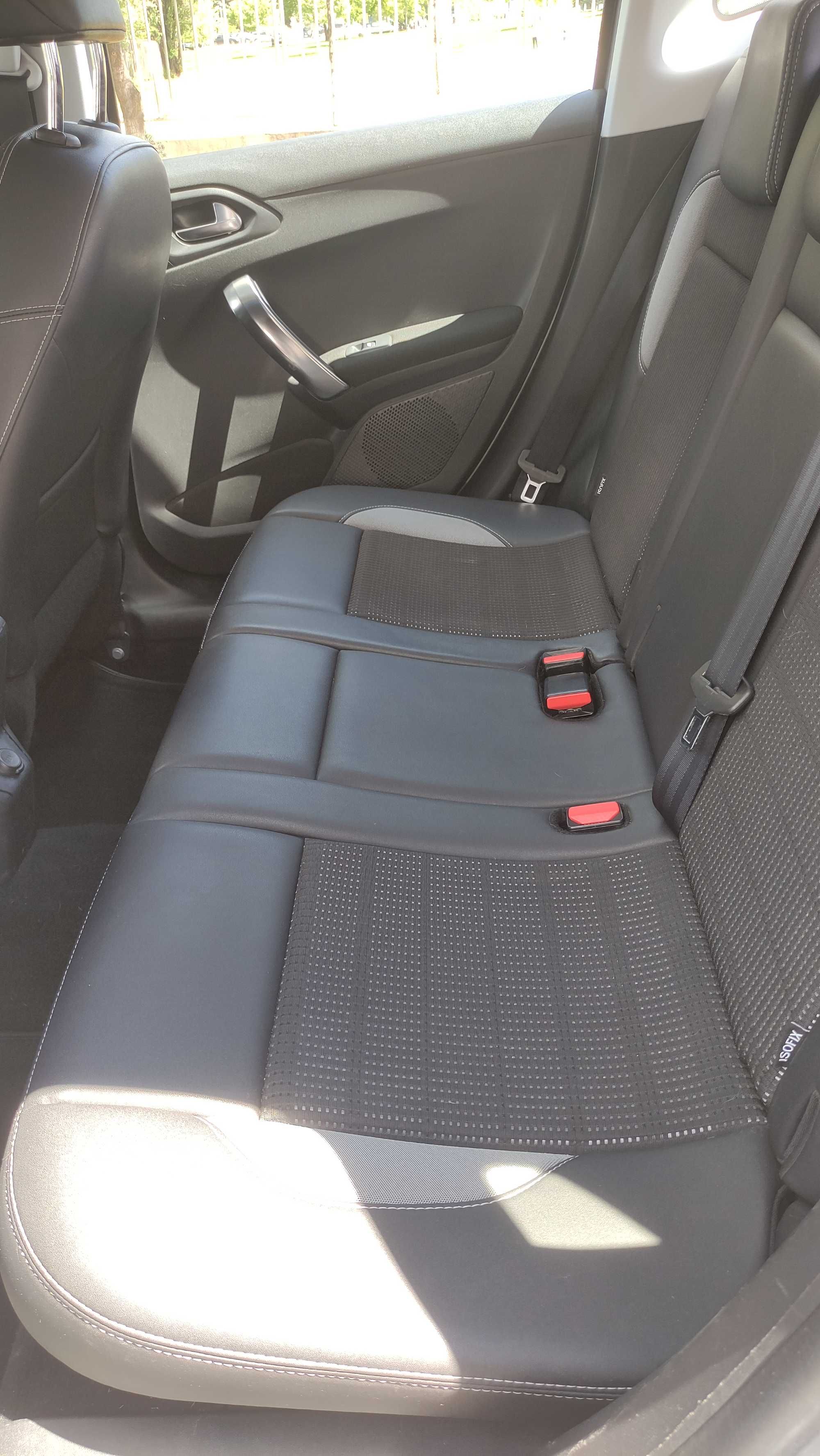 Peugeot 2008 e-HDI ALLURE 1.6 дизел кожа НОВ ВНОС Франция отличен